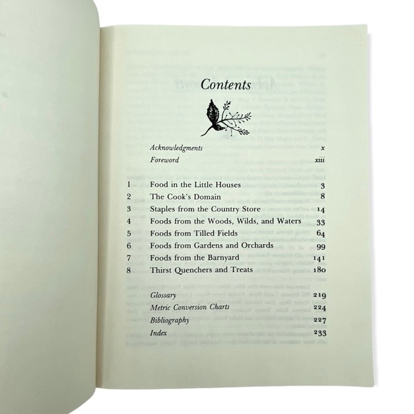 The Little House Cookbook - Picture 3 of 9